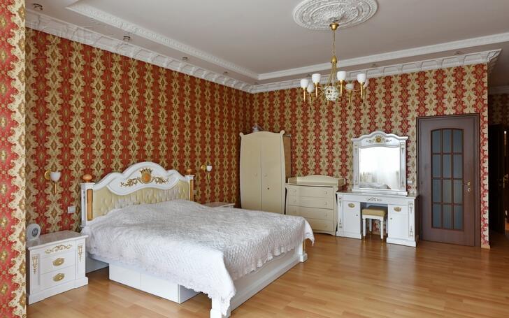 3-этажный коттедж 750 м² с отделкой