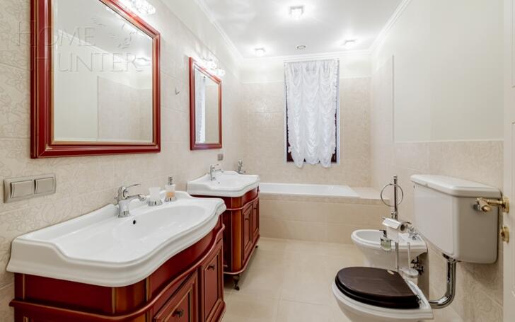 2-этажный коттедж 400 м² с отделкой