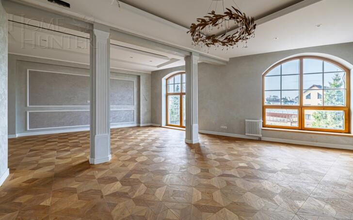 2-этажный коттедж 1 000 м² с отделкой