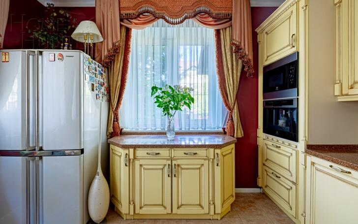 2-этажный коттедж 450 м² с отделкой