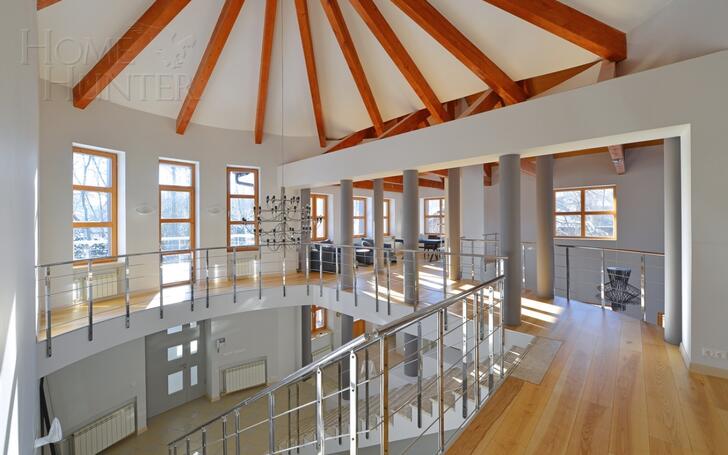 2-этажный коттедж 650 м² с отделкой