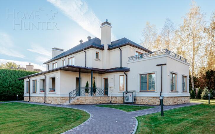 2-этажный коттедж 550 м² с отделкой
