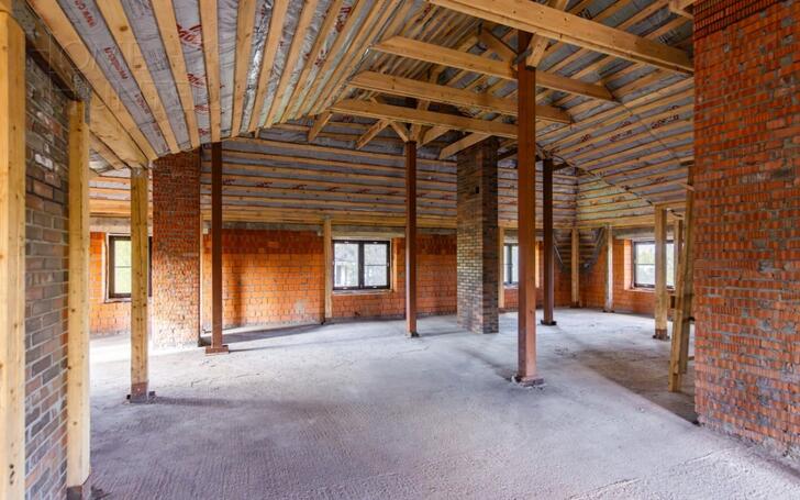 3-этажный коттедж 600 м² без отделки