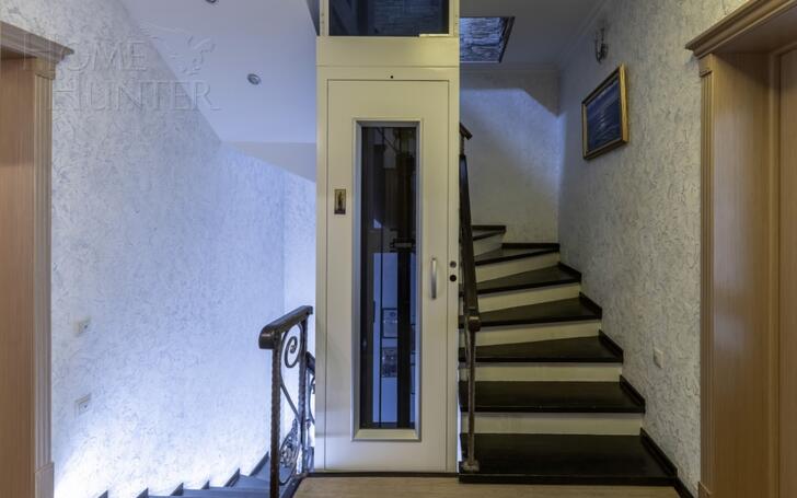 2-этажный таунхаус 250 м² с отделкой
