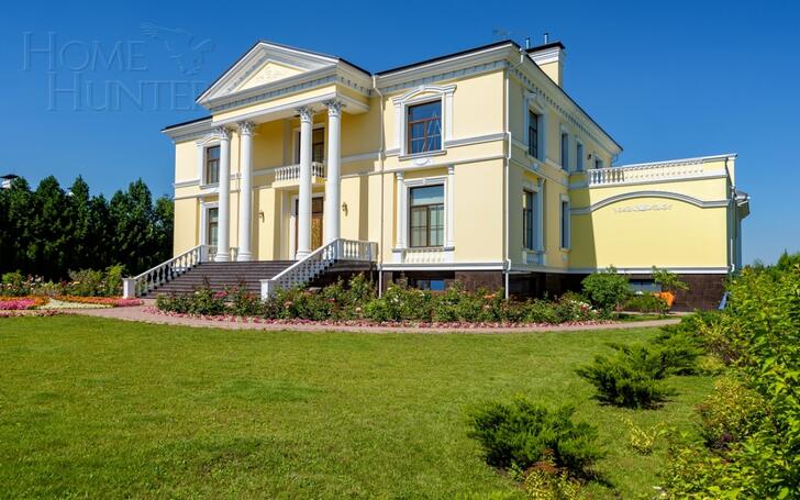 2-этажный коттедж 3 000 м² с отделкой