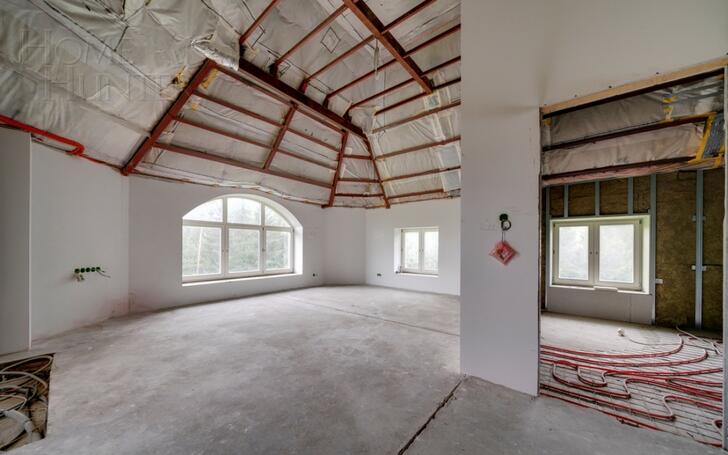 2-этажный коттедж 2 800 м² без отделки