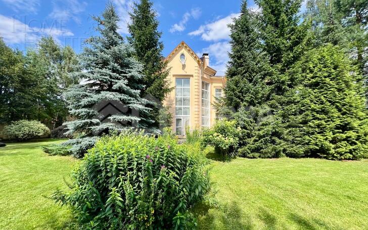 2-этажный коттедж 650 м² с отделкой