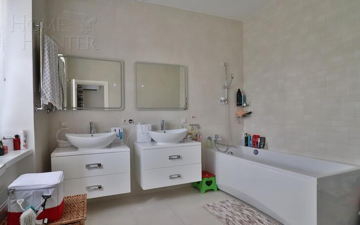 2-этажный коттедж 310 м² с отделкой
