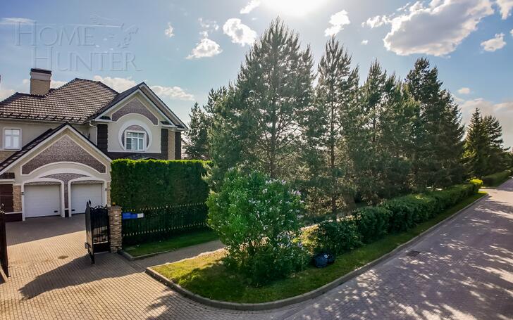2-этажный коттедж 700 м² с отделкой