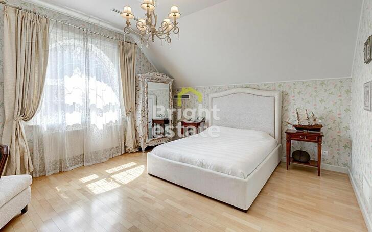 2-этажный коттедж 782.7 м² с отделкой