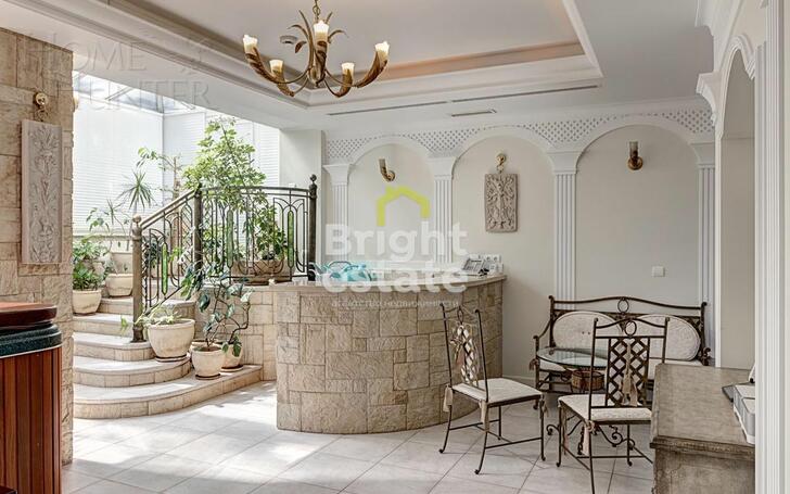 2-этажный коттедж 782.7 м² с отделкой