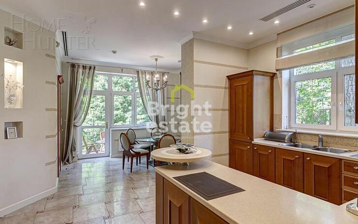 2-этажный коттедж 782.7 м² с отделкой