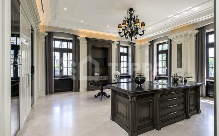 2-этажный коттедж 1 538 м² с отделкой