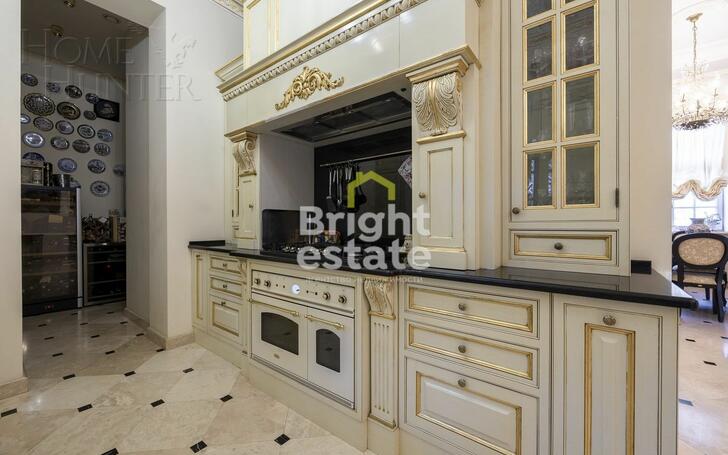 2-этажный коттедж 750 м² с отделкой
