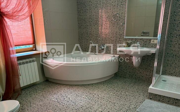 2-этажный коттедж 540 м² с отделкой