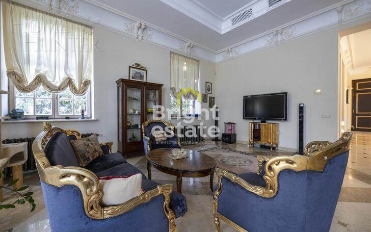 2-этажный коттедж 750 м² с отделкой