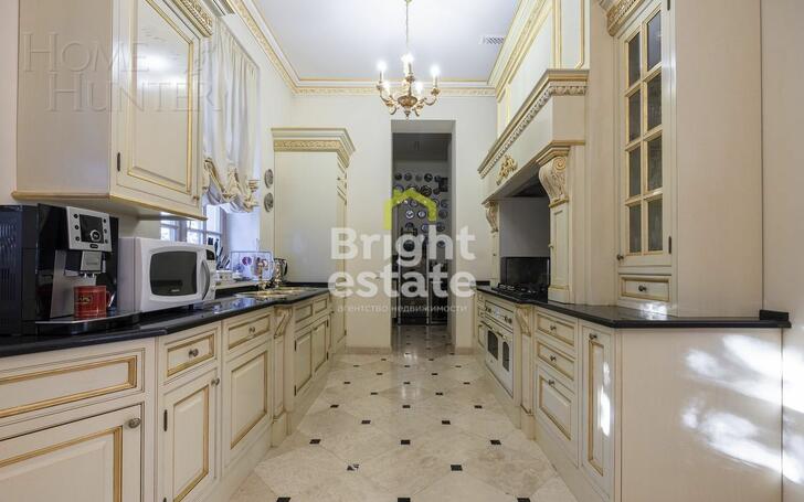 2-этажный коттедж 750 м² с отделкой
