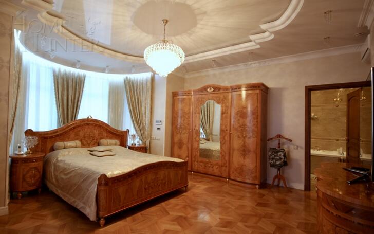 2-этажный коттедж 560 м² с отделкой