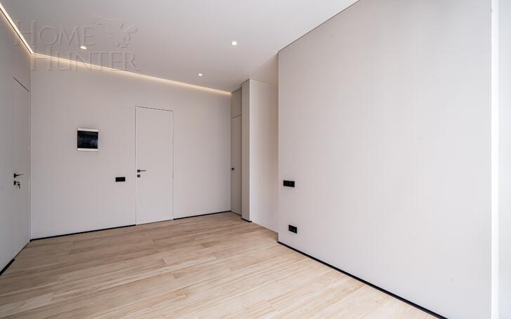 2-этажный коттедж 250 м² с отделкой