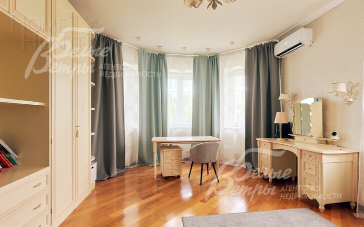 3-этажный коттедж 745.5 м² с отделкой