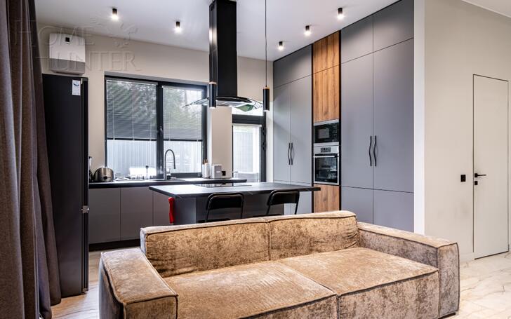 2-этажный коттедж 250 м² с отделкой