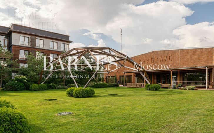 4-КОМН. КВАРТИРА С ОТДЕЛКОЙ 148.5 М² НА 3 ЭТАЖЕ