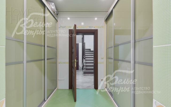 3-этажный коттедж 745.5 м² с отделкой