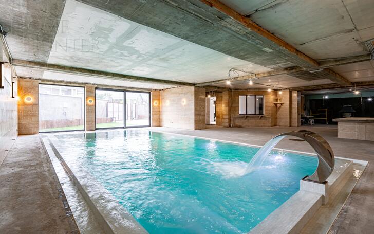 3-этажный коттедж 1 141 м² с отделкой