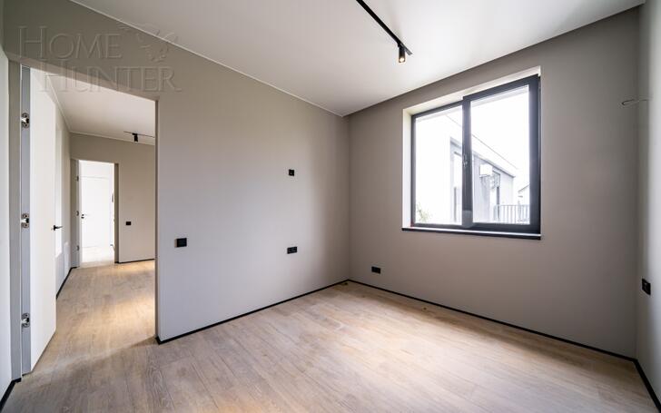 2-этажный коттедж 250 м² с отделкой