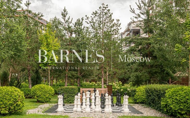4-КОМН. КВАРТИРА С ОТДЕЛКОЙ 148.5 М² НА 3 ЭТАЖЕ