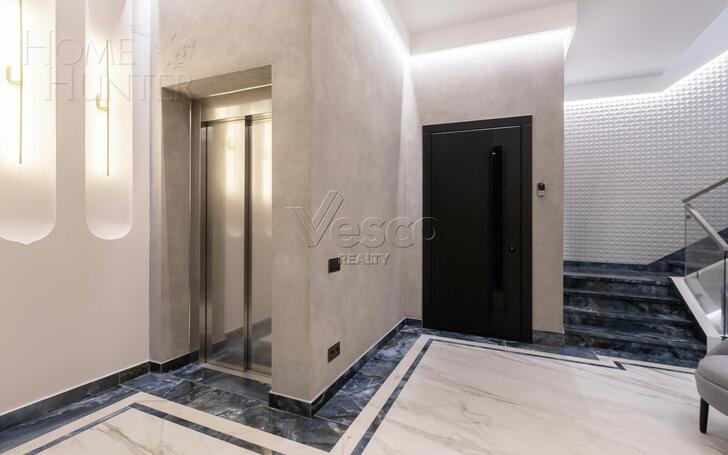 4-КОМН. АПАРТАМЕНТЫ БЕЗ ОТДЕЛКИ 234.7 М² НА 2 ЭТАЖЕ