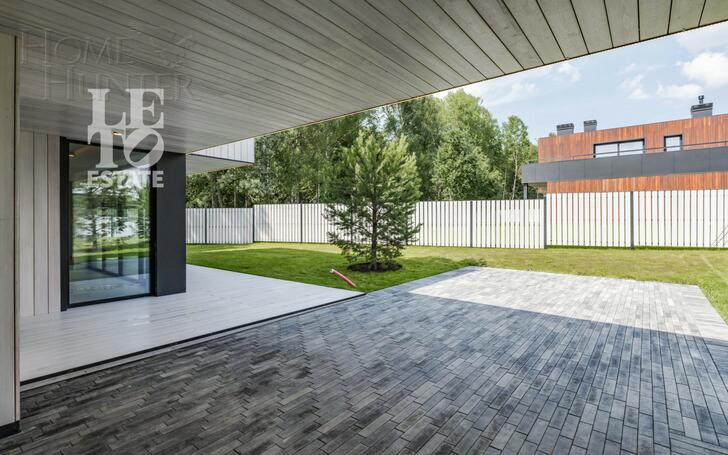 2-этажный коттедж 327 м² с отделкой