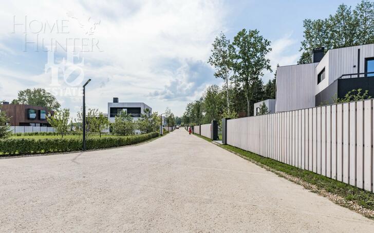 2-этажный коттедж 327 м² с отделкой