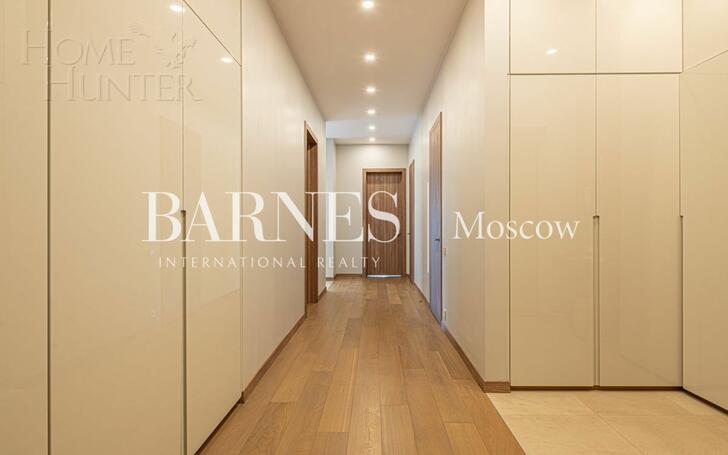 4-КОМН. КВАРТИРА С ОТДЕЛКОЙ 148.5 М² НА 3 ЭТАЖЕ