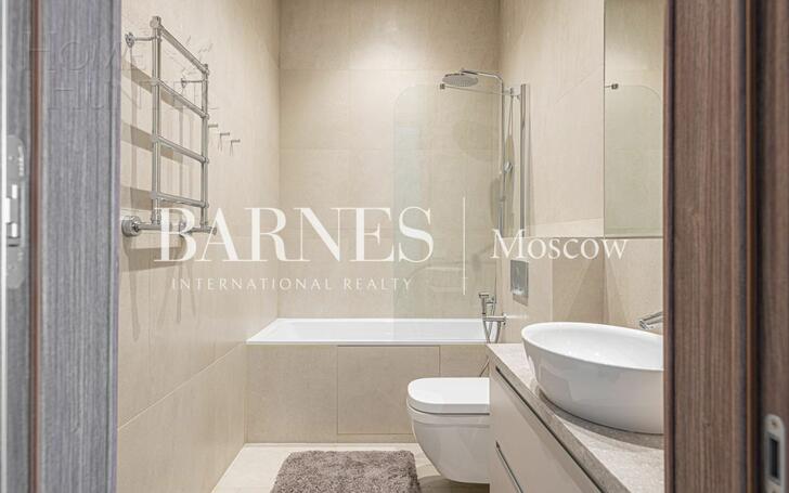 4-КОМН. КВАРТИРА С ОТДЕЛКОЙ 148.5 М² НА 3 ЭТАЖЕ