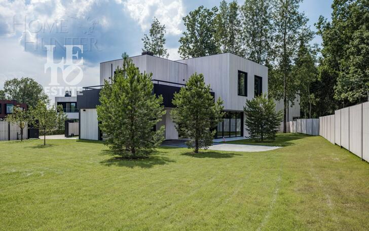 2-этажный коттедж 327 м² с отделкой