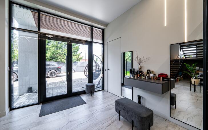 2-этажный коттедж 250 м² с отделкой