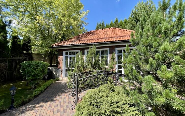 2-этажный коттедж 560 м² с отделкой