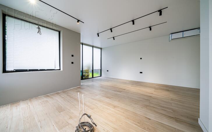 2-этажный коттедж 250 м² с отделкой