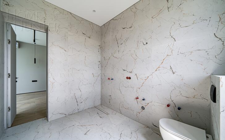 2-этажный коттедж 250 м² с отделкой