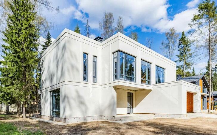 2-этажный коттедж 520 м² без отделки