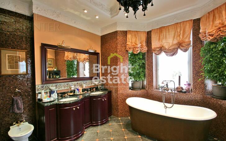 2-этажный коттедж 1 400 м² с отделкой