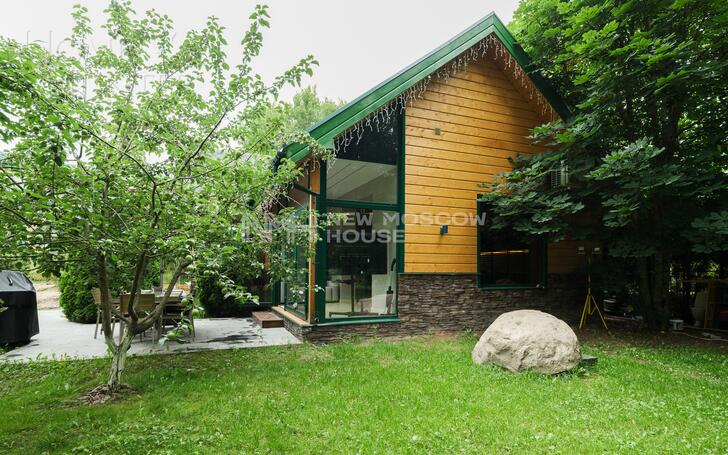 2-этажный коттедж 905.4 м² с отделкой