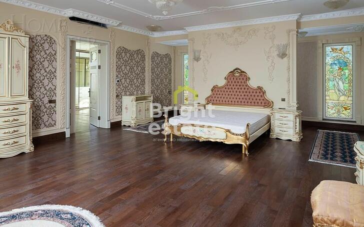 2-этажный коттедж 1 700 м² с отделкой