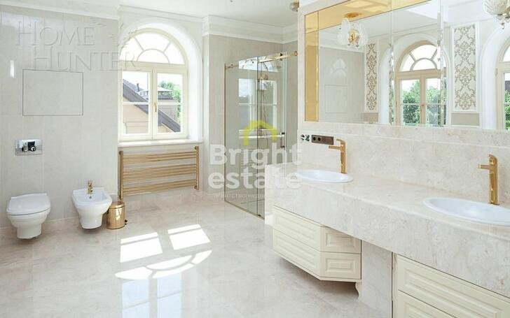 2-этажный коттедж 1 700 м² с отделкой