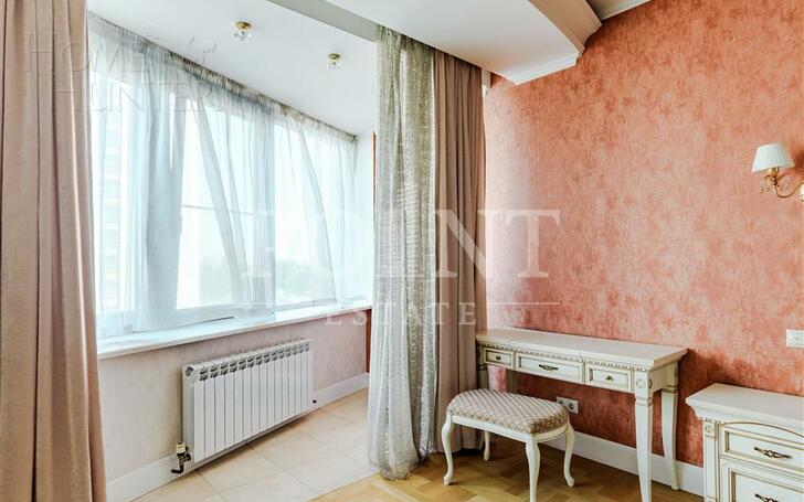 6-КОМН. КВАРТИРА С ОТДЕЛКОЙ 236.8 М² НА 6 ЭТАЖЕ