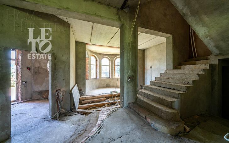 2-этажный коттедж 370 м² без отделки