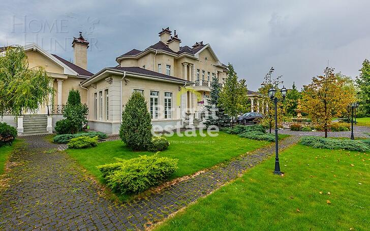 2-этажный коттедж 1 400 м² с отделкой
