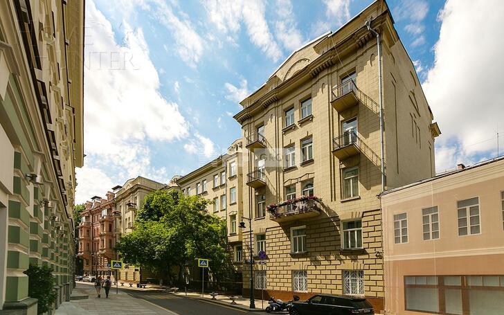5-КОМН. КВАРТИРА С ОТДЕЛКОЙ 213.9 М² НА 4 ЭТАЖЕ