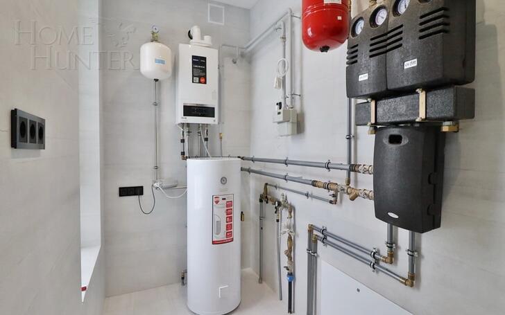 2-этажный коттедж 240 м² с отделкой